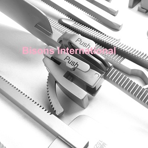 Retractor Espinal Manual de Acero Inoxidable Personalizado, Instrumentos Quirúrgicos Autoestables Bookwalter de Alta Calidad 100%, BISONS - Product Image 4