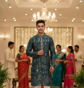 Ensemble Kurta Pajama Chikankari Gujarati à manches longues pour homme, best-seller, tenue ethnique indienne artisanale, disponible à la vente - Product Image 5