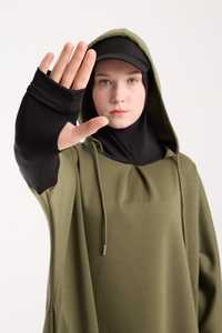 ชุดออกกำลังกายผ้าระบายอากาศยืดหยุ่นได้ รับผลิตแบบ OEM ODM ขายส่งจำนวนมาก ผู้ผลิตชุดคลุมยาวมีฮู้ดและกางเกงสำหรับสตรีชาวมุสลิม แบบเรียบร้อย - Product Image 4