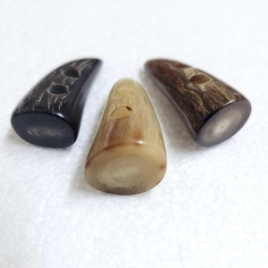 Botones de cuerno de búfalo ecológicos: accesorios elegantes y duraderos para chaquetas y prendas de punto. - Product Image 2