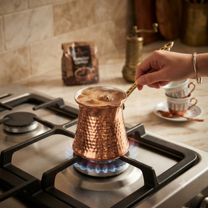 Cafetera Turca de Cobre Hecha a Mano, Estilo Vintage, Cezve, Ibrik Árabe, Briki Griega, Calentador de Leche para Estufa con Asa de Latón con Filigrana Ornamentada - Product Image 5