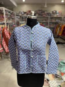 Veste matelassée florale pour femme, col mandarin, manches longues, coton, pour l'automne, fermeture boutonnée, poches plaquées, cadeau pour elle - Product Image 1