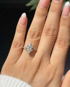 Anillo de Compromiso Vintage con Diamante Cultivado en Laboratorio, Corte Marquesa, 3 CT, Certificado IGI, Oro Sólido de 14K - Product Image 1