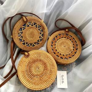 Wholesale Handmade Rattan <b>Bag</b> with Seashell Vietnam Supplier / Women Summer Beach Straw <b>Bag</b> Leather Strap Low MOQ Factory Price - Product Image 6