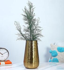 Jarrón de Metal de Lujo para Flores Artificiales o Frescas, Decoración Elegante para Eventos e Interiores - Product Image 5