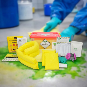 ชุดอุปกรณ์ดูดซับสารเคมีขนาด 45 ลิตร พร้อมกล่องใส ทนทาน สำหรับควบคุมการรั่วไหลของสารเคมี เพื่อความปลอดภัยในอุตสาหกรรม - Product Image 1