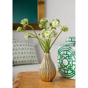 Vase à fleurs en métal fait main par un designer, pour une décoration minimaliste et luxueuse, vase à fleurs en métal pour la décoration intérieure. - Product Image 2