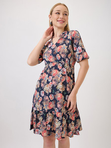 ชุดเดรสลายดอกพิมพ์ลายดอกไม้สไตล์วินเทจ ปักลายอย่างประณีต ระบายอากาศได้ดี ทรงหลวมพอดีตัว ความยาวปานกลาง เหมาะสำหรับงานเลี้ยง ออกงาน หรือใส่ในโอกาสที่เป็นทางการ - Product Image 4