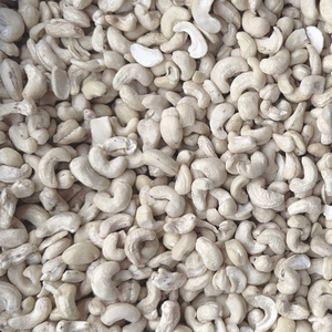 เวียดนาม ซัพพลายเออร์ที่เชื่อถือได้ ราคาสากล เม็ดมะม่วงหิมพานต์ Ww180 เมล็ดมะม่วงหิมพานต์ซานติโก เวียดนาม ส่งออกไปยังเอเชีย สหภาพยุโรป และตะวันออกกลาง - Product Image 1