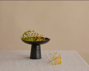 Soporte de cerámica hecho a mano con diseño único para servir frutas, postres y ensaladas, ideal para la mesa principal, precio directo de fábrica por Universal Overseas - Product Image 3