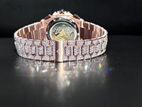 Montre pour homme haut de gamme entièrement sertie de diamants Moissanite VVS avec cadran noir et bracelet en acier