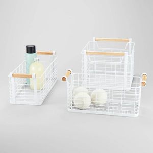 Panier rectangulaire en fil blanc avec poignées en bois naturel, élégant et pratique, accessoire pour la maison ou le bureau - Product Image 6