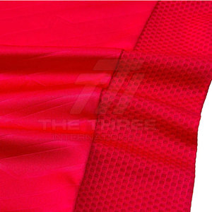 Vêtements de sport respirants pour hommes, uniforme de football, technologie de séchage rapide, ensemble de maillots et shorts légers, service OEM dédié aux joueurs de football - Product Image 4