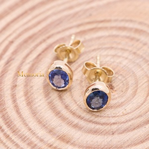 Wholesale 14k Yellow Gold Natural Oval <b>Blue</b> <b>Sapphire</b> Bezel Stud <b>Earrings</b> Memoria Jewels - Product Image 2