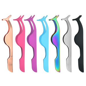 Nouvel applicateur professionnel pour cils en acier inoxydable doré, pince à cils pointue - Product Image 1