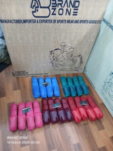 BRAND ZONE Protège-tendons en néoprène pour chevaux, ensemble de 4 protections pour les jambes, comprenant deux protections avant et deux protections arrière - Product Image 6