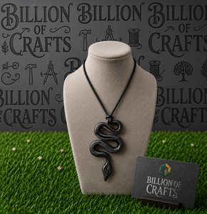 Collar con Colgante Nórdico Hecho a Mano, Amuleto Vikingo, Forjado por un Herrerín, Joyería Gótica Medieval Hecha a Mano - Product Image 2