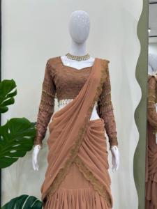 Lehenga Choli indien en faux georgette avec sequins et bordure en dentelle, tenue traditionnelle indienne pour mariage et fêtes - Product Image 4