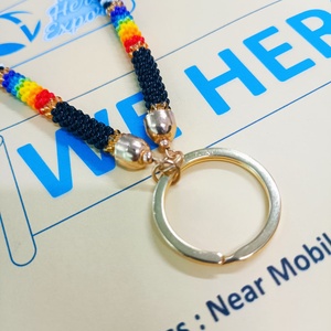 WE HERE EXPORTS Porte-clés de poignet tendance pour femme, fait main, avec perles de rocaille, pierres imitation perle et éléments à insérer pour ongles, cadeau bleu - Product Image 5