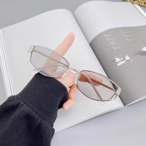 Sunglasses Modern Retro <b>Square</b> <b>Frame</b> Metal UV400 Protection Half Rim Flattering Faces Trendy Sultry Beauties Luxury-Feel - Product Image 4