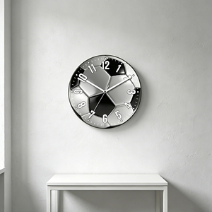 Reloj de Pared Analógico de Cuarzo Silencioso con Diseño de Fútbol en 3D, Cristal Convexo de 14 Pulgadas, Decoración para Habitación de Niños, Sala de Juegos, para Fanáticos del Deporte - Product Image 4