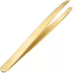 Pinzas profesionales para cejas de alta calidad en color dorado inclinado por Gray Rocks - Product Image 4