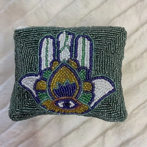 Petite pochette de voyage classique à fermeture éclair, motif drapeau américain, faite main, en perles de rocaille rouge, blanc et bleu, avec impression typographique - Product Image 1