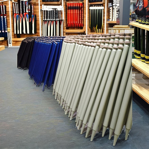 เสาคริกเก็ตไม้สีน้ำตาลแบบดั้งเดิม ขนาด 32 นิ้ว ไม่มีบีล  อุปกรณ์สนามสำหรับผู้เล่น - Product Image 1