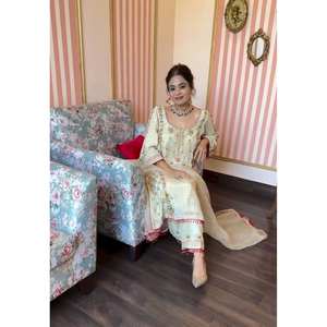 Conjunto de Top y Pantalón de Fiesta para Mujer con Dupatta - Product Image 4