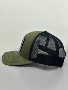 Casquette Trucker avec Bordure Brodée et Patch Tissé, Vert Olive, Panneau en Toile et Maille Respirante, Imperméable, Tendance, Polyester/Coton, Unisexe - Product Image 2