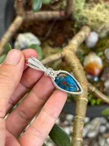 NIKHIL GEMS Élégant Pendentif Vintage en Cristal d'Azurite Shattuckite Fait Main en Argent Sterling, Bijou de Guérison, Cadeau pour Elle, Fiançailles - Product Image 2
