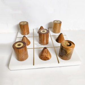 เกมติ๊กแท็กโทไม้กลมและหินอ่อนธรรมชาติ พร้อมถาดไม้และชุดตกแต่งทองเหลือง โดย Fashion World Exports - Product Image 6