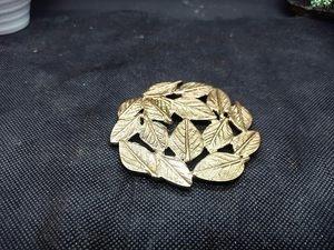Posavasos de Latón con Diseño de Hojas, Vajilla Elegante para el Hogar y la Cena - Product Image 5