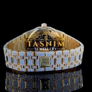 นาฬิกาข้อมือแบบกำหนดเอง รุ่น Iced Pass VVS Diamond คุณภาพพรีเมียม สไตล์สปอร์ต ธุรกิจ แฟชั่น  หน้าปัดแบบเหรียญ  ระบบควอตซ์ ETA ขนาด 41 มม. สายสแตนเลส กระจก - Product Image 4