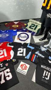 Maillot de football américain surdimensionné de luxe personnalisé pour femme, manches longues, col en V, style streetwear vintage rétro, avec rayures aux poignets et à l'ourlet - Product Image 6