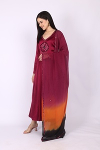 Robe élégante pour femme, style 1 pièce, avec pantalon et dupatta ombré avec miroir et travail de découpe Dana, qualité supérieure - Product Image 4