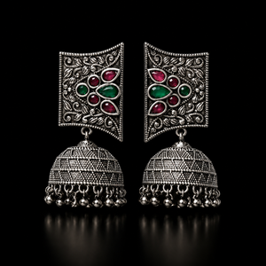 Fournisseur en gros de boucles d'oreilles Jhumki en argent oxydé multi-pierres, style Bollywood Bohème, pour femmes |   Usine directe - Product Image 5