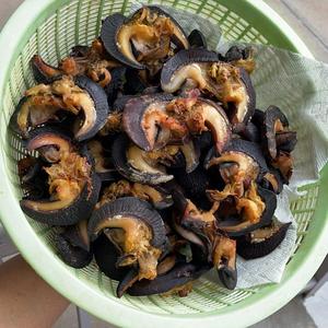 Caracoles Gigantes Africanos Recién Secados de 5-8 cm, Carne de Caracol Exótica Rica en Proteínas, 100% Procesada Naturalmente, Envasada al Vacío, 25 kg a Granel - Product Image 5