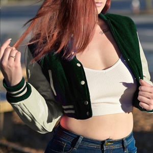 Veste courte universitaire pour femme, vert foncé beige, style Letterman, manteau bomber, manches en similicuir, vêtement d'extérieur décontracté, mode féminine - Product Image 2