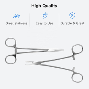Pinzas Hemostáticas de Carburo de Tungsteno de 5.5 Pulgadas con Insertos Cruzados Serrados, Portaagujas de Acero Inoxidable y Pinzas de Sujeción - Product Image 3