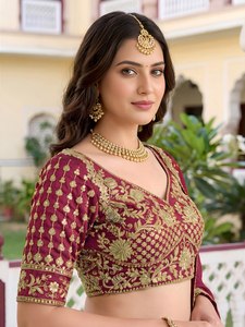 Maroon Organza Embroidered <b>Lehenga</b> With Gold Floral Work A-Line Floor-Length Bridesmaid Dress V-Neck Short Sleeve - Product Image 4