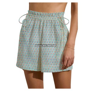 Nouveaux shorts de week-end à cordon de serrage imprimés Sanganeri pour femmes, vêtements de détente d'été en coton, shorts de week-end à cordon de serrage imprimés, shorts de plage pour femmes - Product Image 3