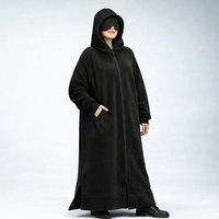 Robe longue d'hiver pour femme, style Abaya, en polaire, à capuche, avec poches, coupe modeste, col montant, manches longues, noire unie, pour soirée/formelle