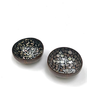 Bols en noix de coco durables et rustiques, vente en gros, naturels, de haute qualité, décoratifs, colorés, personnalisables, Vietnam - Product Image 2