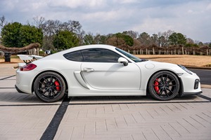 Porsche Cayman GT4 2016 - Product Image 3