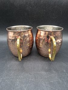 Taza Moscow Mule de Cobre Martillado Vintage, Hecha a Mano, con Asas de Latón, de Última Tendencia - Product Image 2