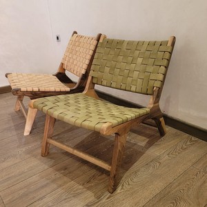 Chaise de salle à manger marocaine artisanale écologique en bois massif avec assise en cuir tressé, style bohème moderne pour appartement - Product Image 2