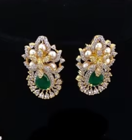 Ensemble collier et boucles d'oreilles de créateur de qualité supérieure, plaqué or, avec pierres en zircon, pour les occasions de mariage des femmes - Product Image 2