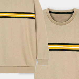 Pull en maille unisexe à col rond, coupe ample, rayé, décontracté, manches longues, beige avec jaune, noir et blanc, pour l'automne - Product Image 3