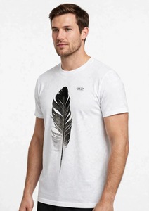 ONETEN APPAREL T-shirt blanc à manches courtes pour homme, coupe classique, col rond, avec imprimé plumes noires - Product Image 5